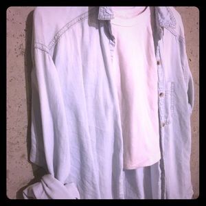 Button up cotton blue jean 👕 💙